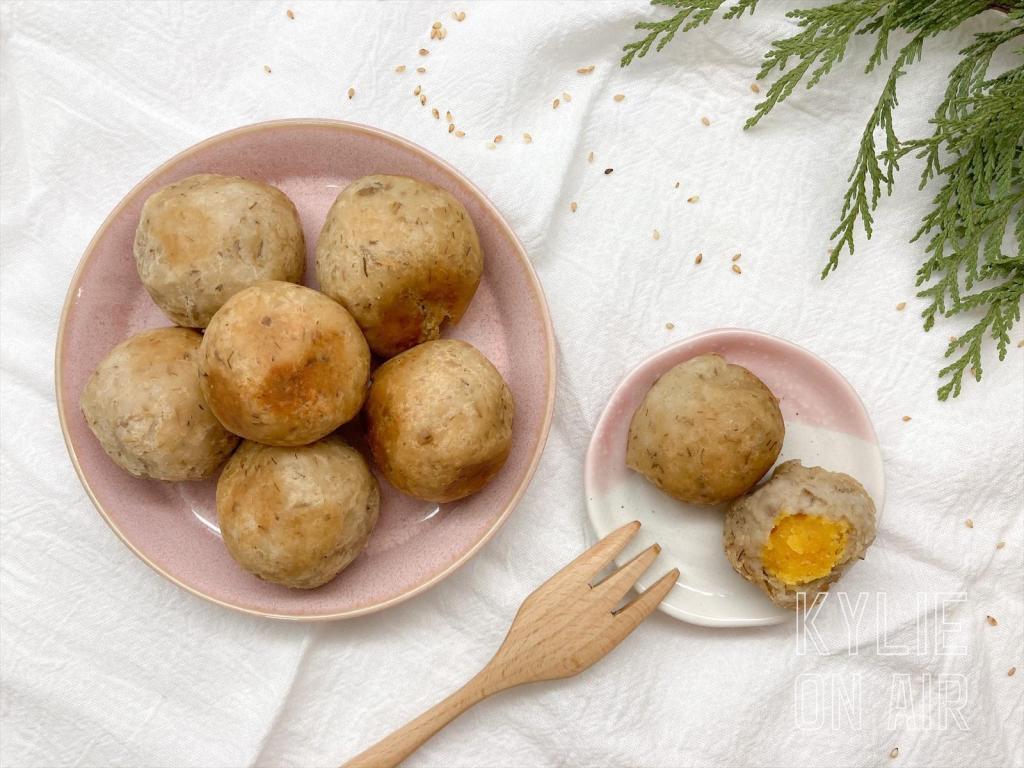 酥炸鹹蛋芋泥球 Salty Egg Taro&nbsp;Ball