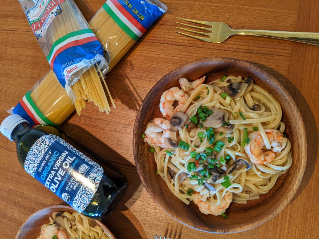 Trader Joe’s 料理 清炒鮮蝦義大利扁平麵 Shrimp&nbsp;Lingune